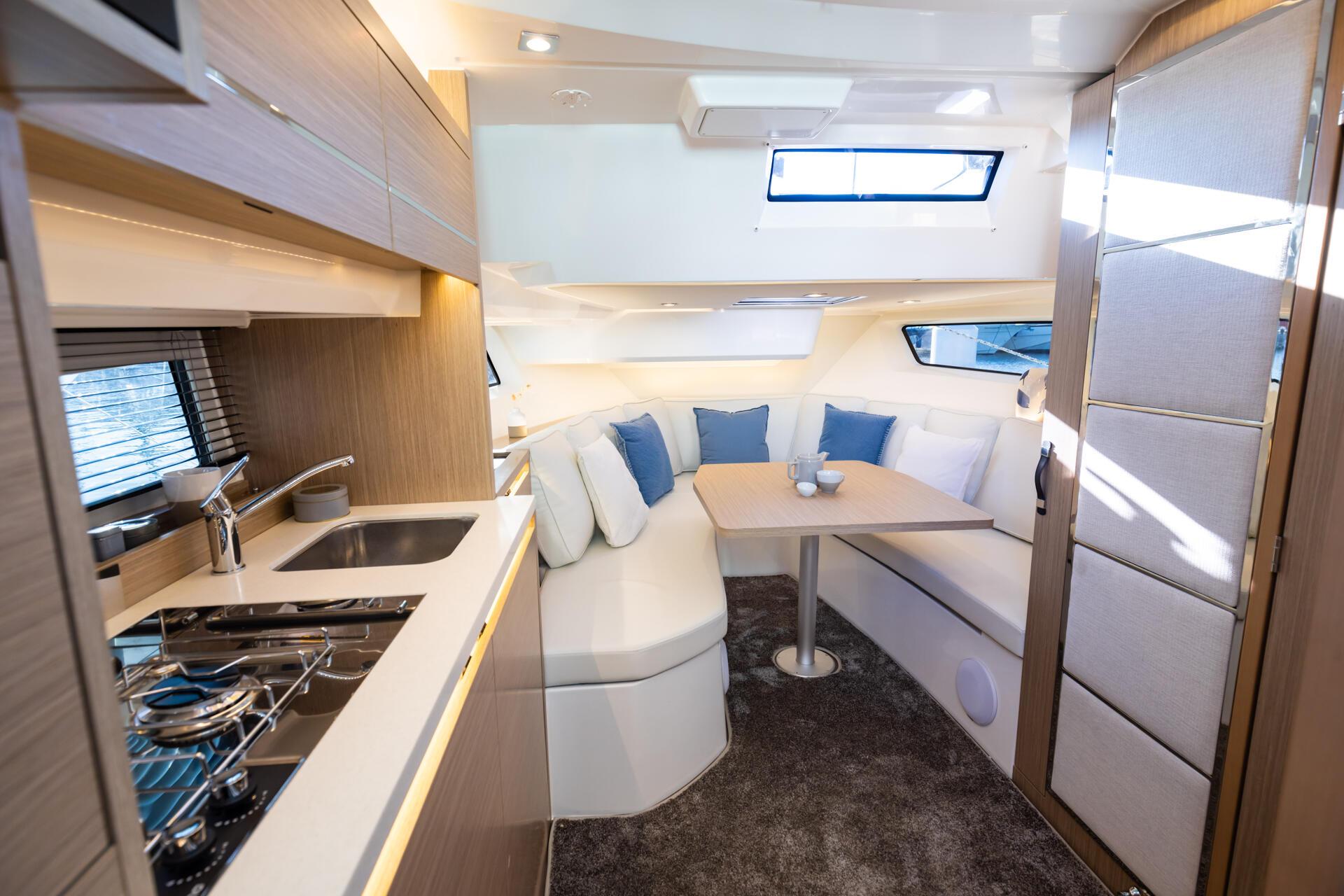 Jeanneau Cap Camarat 12.5 WA