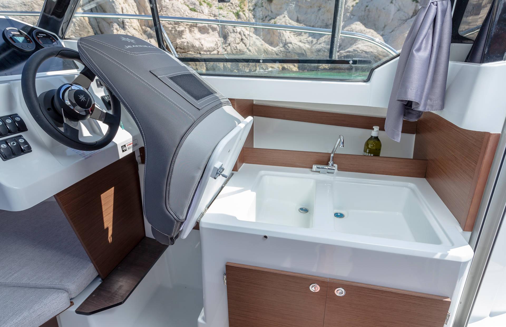 Jeanneau Merry Fisher 605