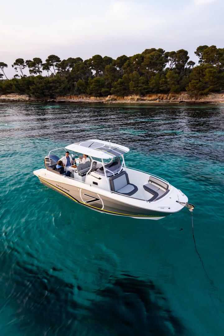 Jeanneau Cap Camarat 7.5 CC