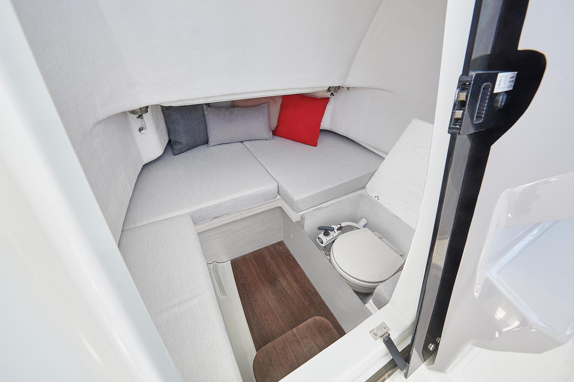 Jeanneau Cap Camarat 7.5 CC