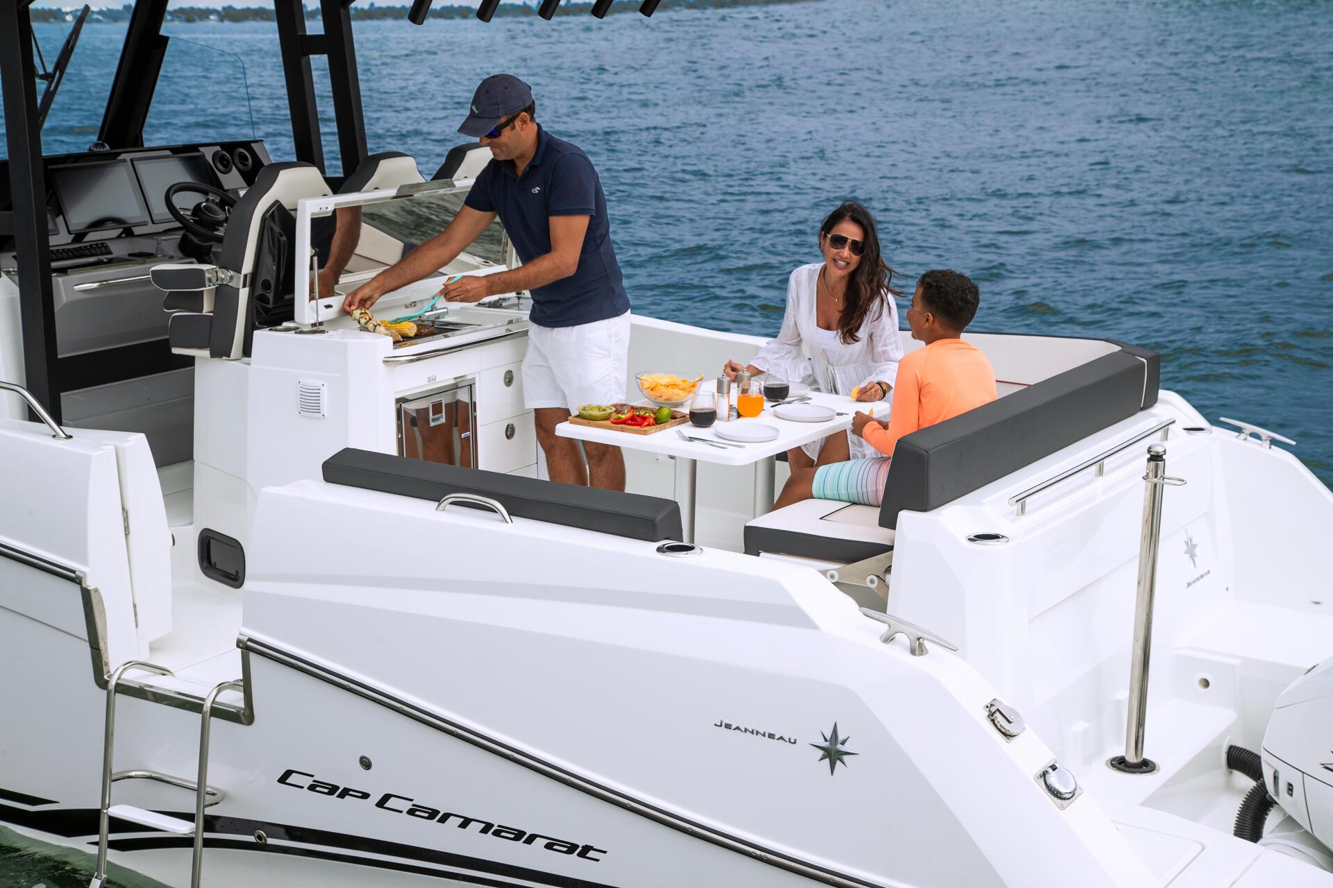 Jeanneau Cap Camarat 10.5 CC